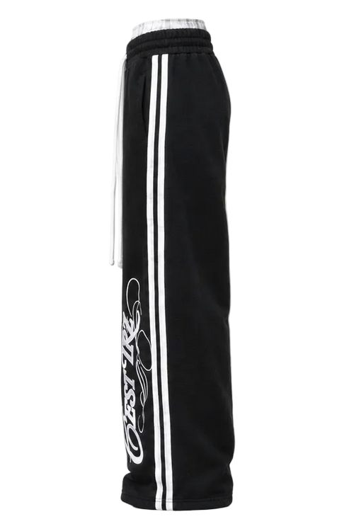 TRZ SWEATPANTS BLACK „no more space for words“